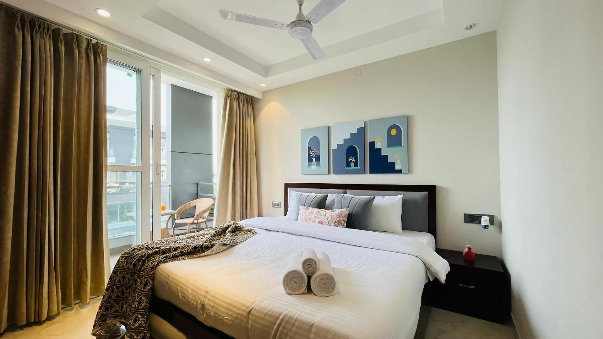 Apartamento Zen Suites Gurgaon - Luxe Stays Collection